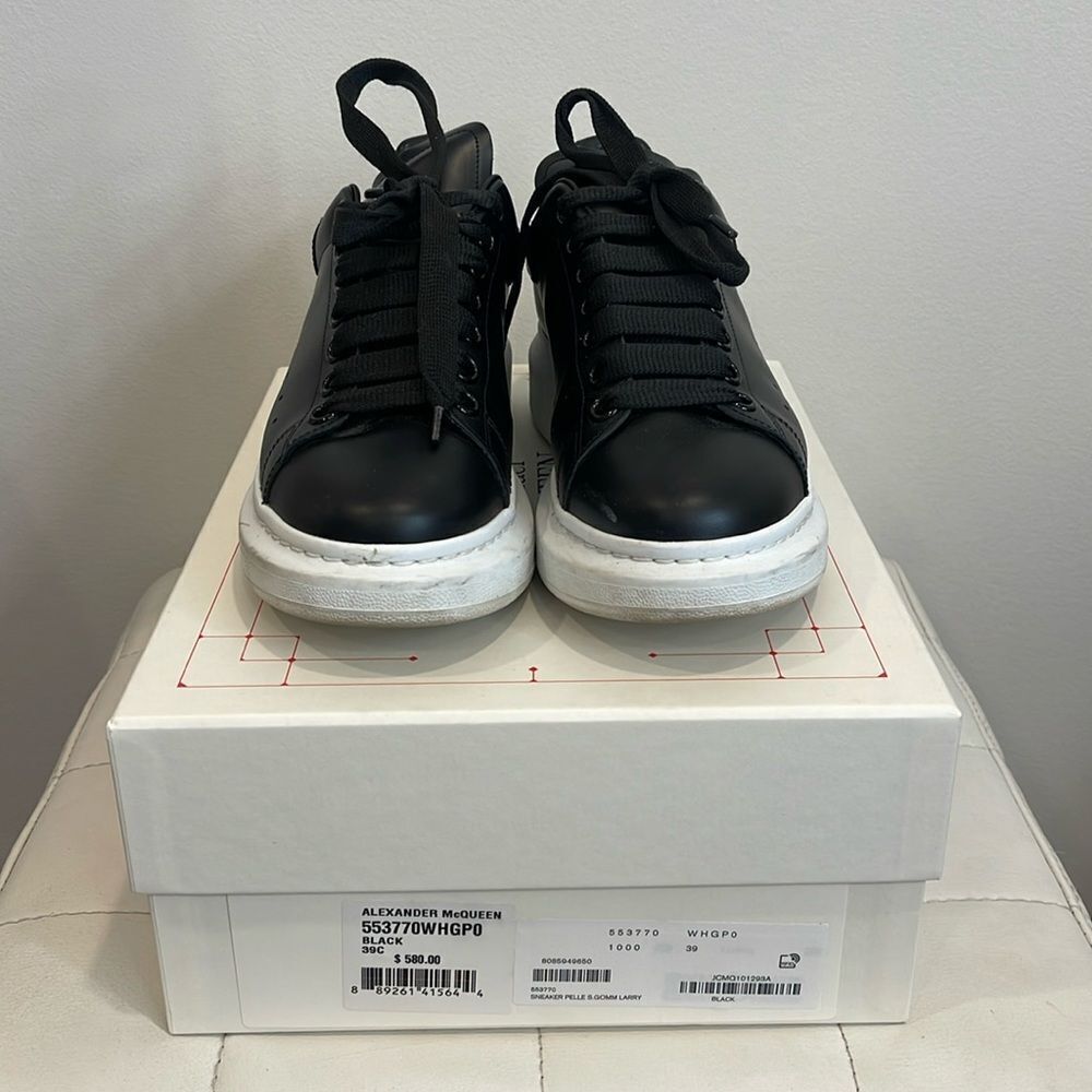 Black & White Alexander McQueen Oversized Sneaker size 39 - Picture 3 of 9